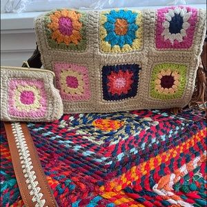 Patricia Nash Crochet Crossbody w/match Coin Purse